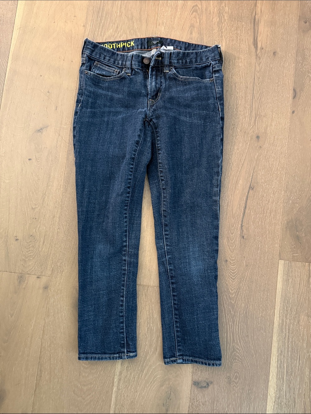 J. Crew Women's Dark Indigo Denim Stretch Capri Jeans, size 27, new, never worn